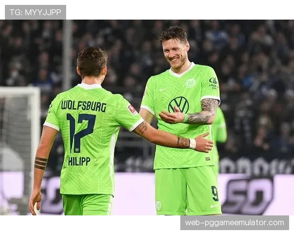 勒沃库森3-1沃尔夫斯堡，霍夫曼、塔普索巴、蒂尔曼破门