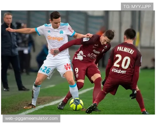 朗斯领跑法甲背后的三大支柱与潜在隐患