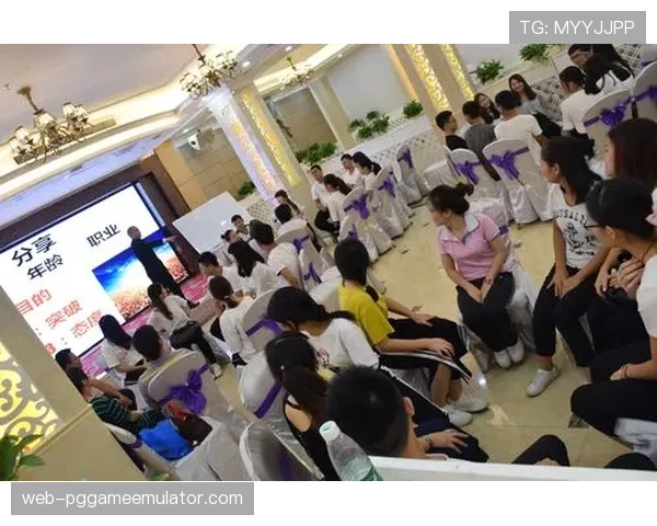 朗斯队长托马松领袖作用，球队凝聚力提升